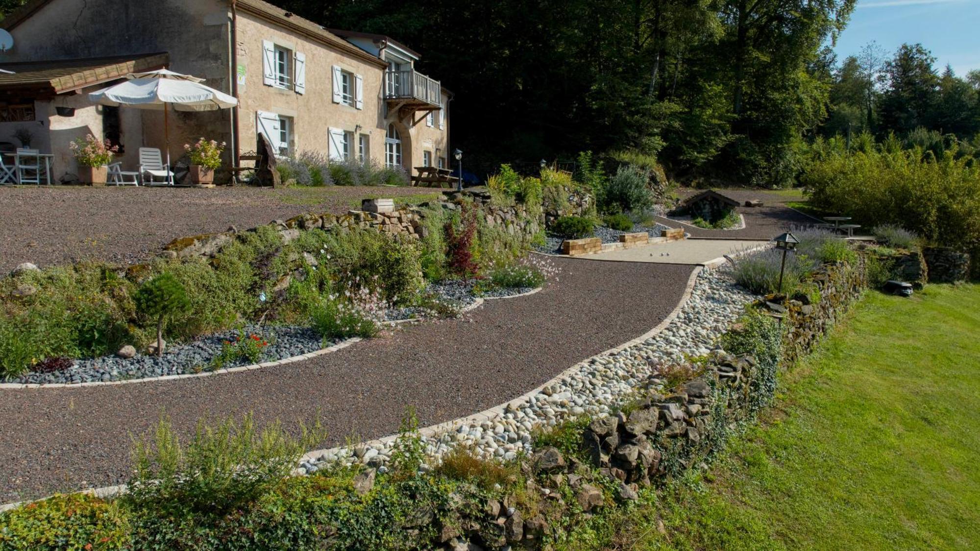 Holiday home Du Bois Des Hauts Les Mille Etangs La Lanterne-et-les-Armonts